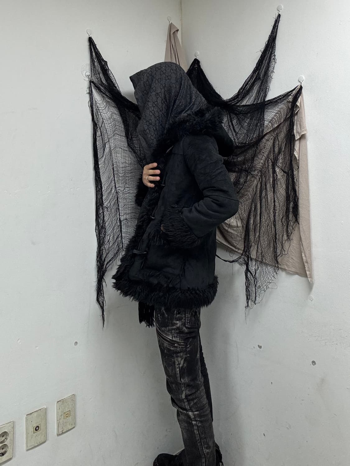 [EGOIST JAPAN] VKEI mood Black Fur Hoodi 상품이미지6