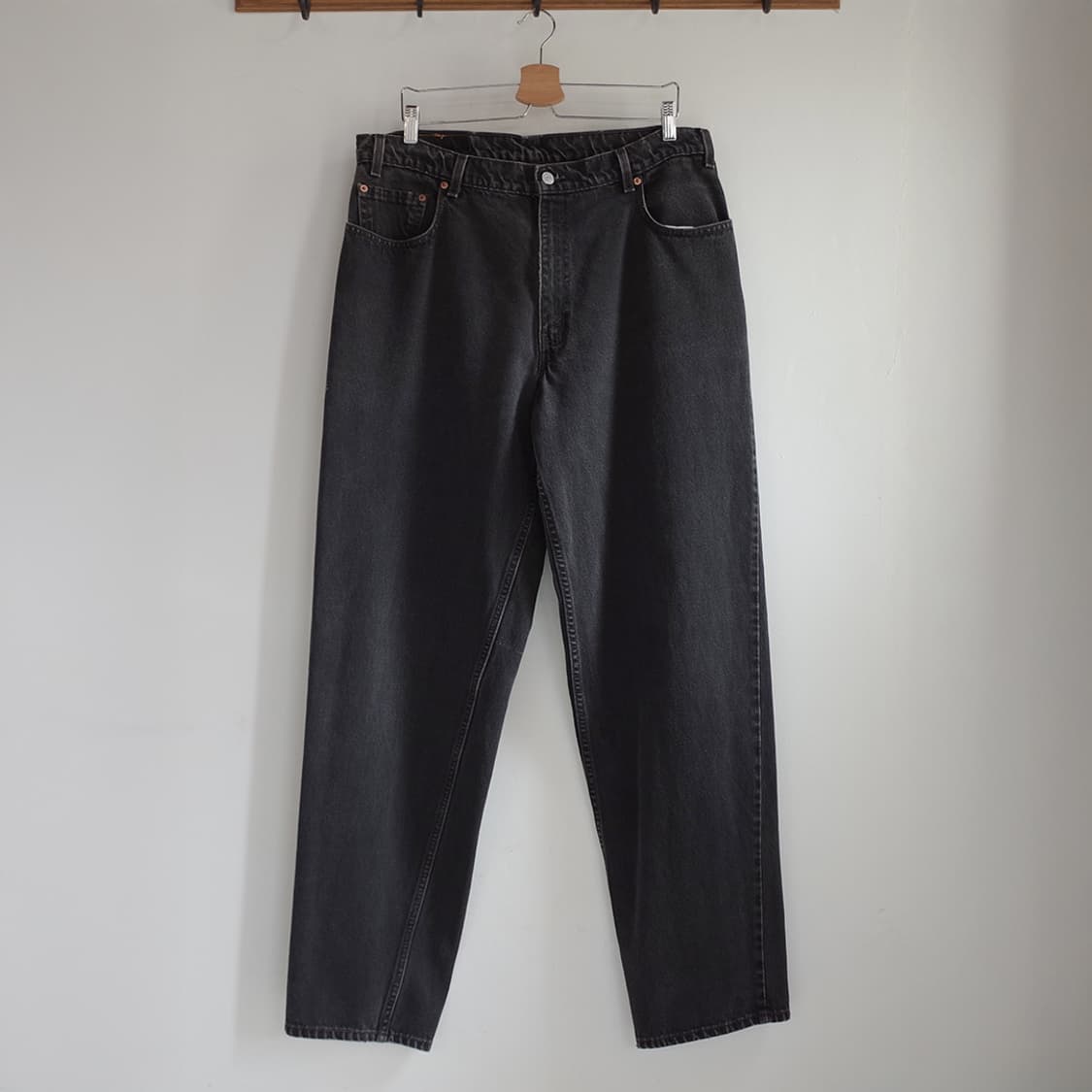 90's Levi's 570 Black Denim Pants 상품이미지1
