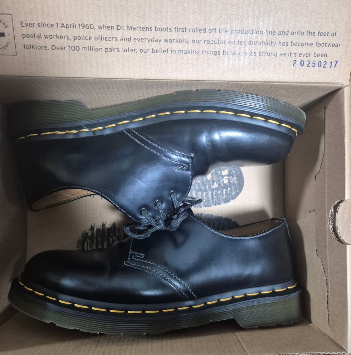 [250]닥터마틴 1461 스무스 판매합니다. 상품이미지3