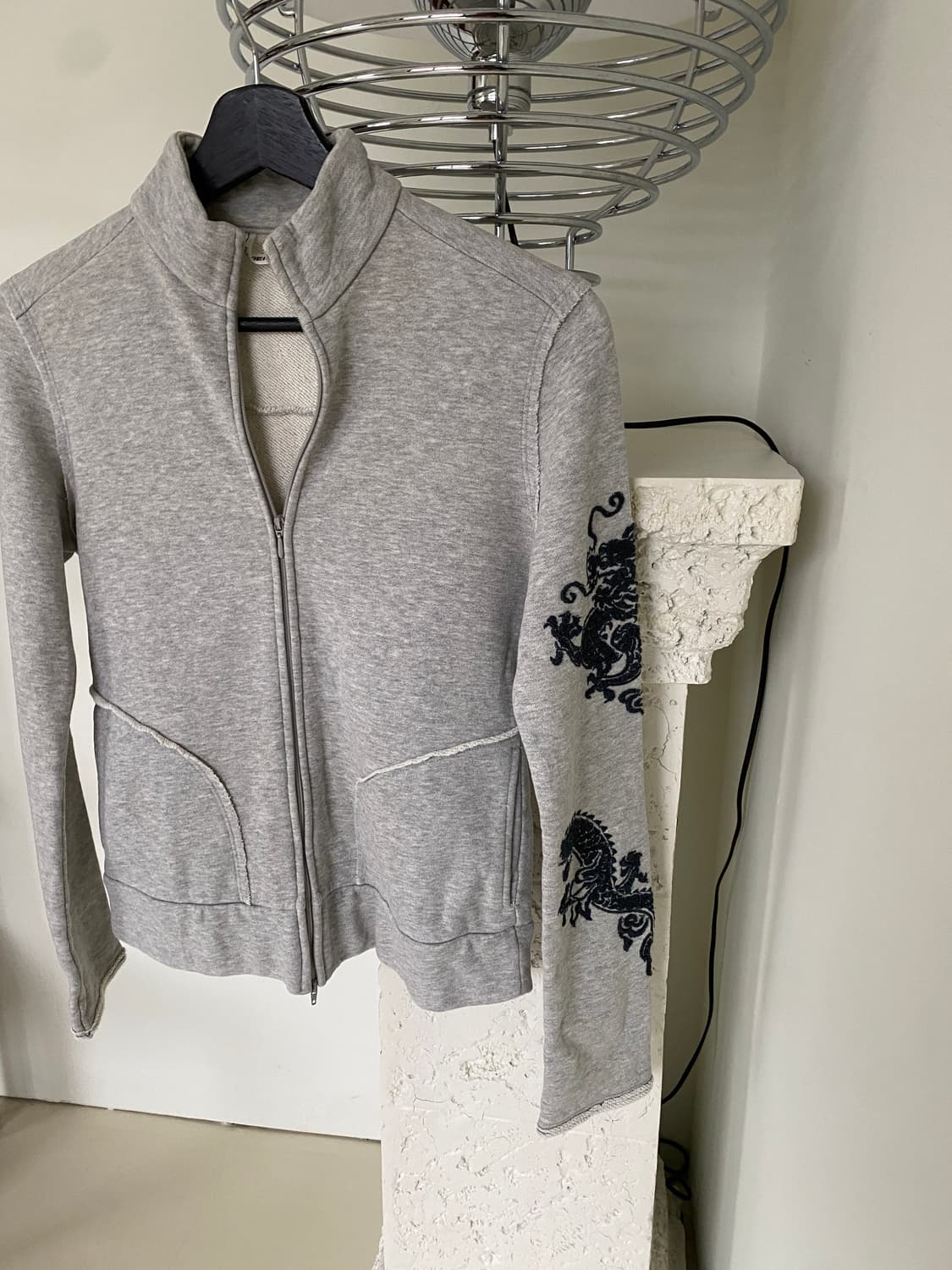 비비안탐 드래곤 자수 집업 상품이미지5