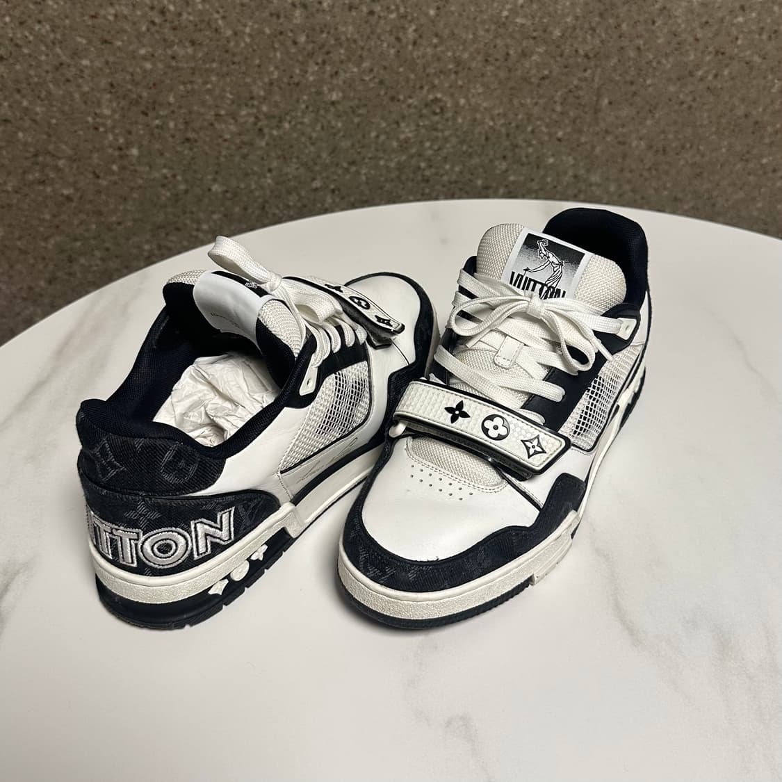 [5.5사이즈]루이비통 모노그램 벨크로 트레이너 상품이미지3