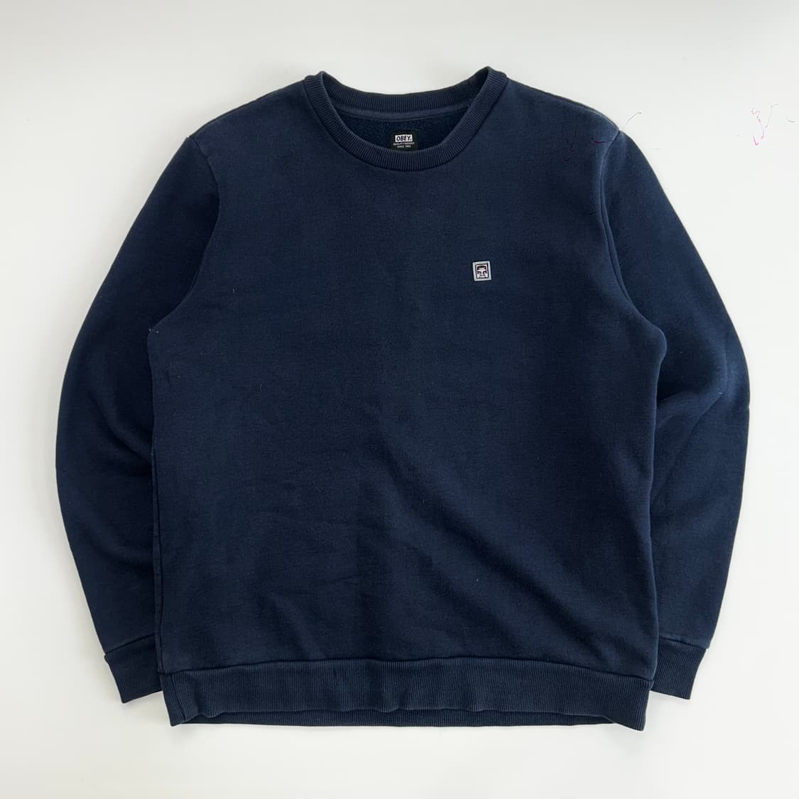 Obey 오베이 스몰로고 네이비 맨투맨 상품이미지3