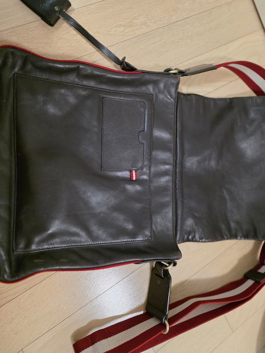 발리 크로스백(정형돈 가방) 상품이미지1