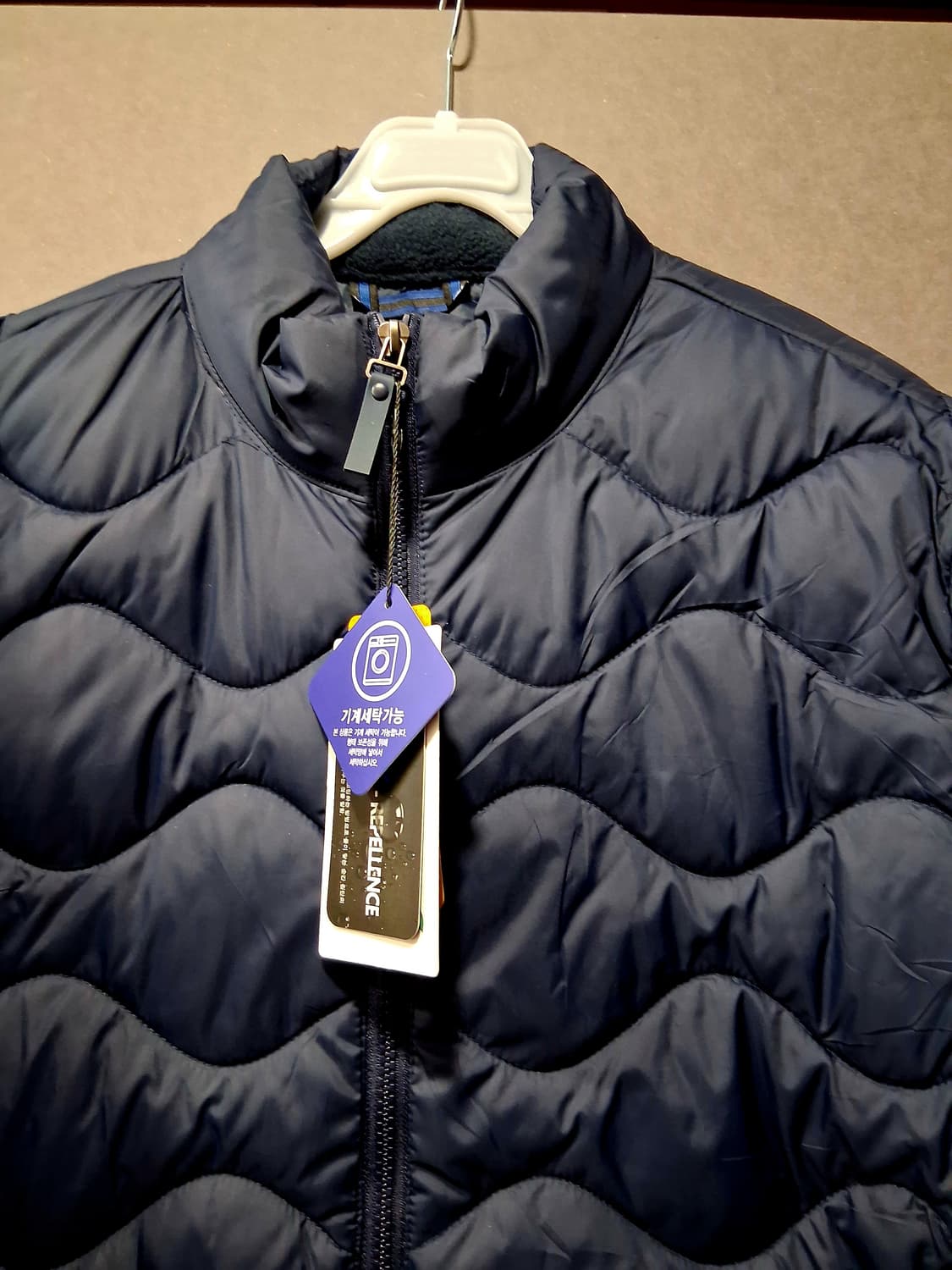 아놀드 파마  남 경량패딩 새상품 상품이미지2