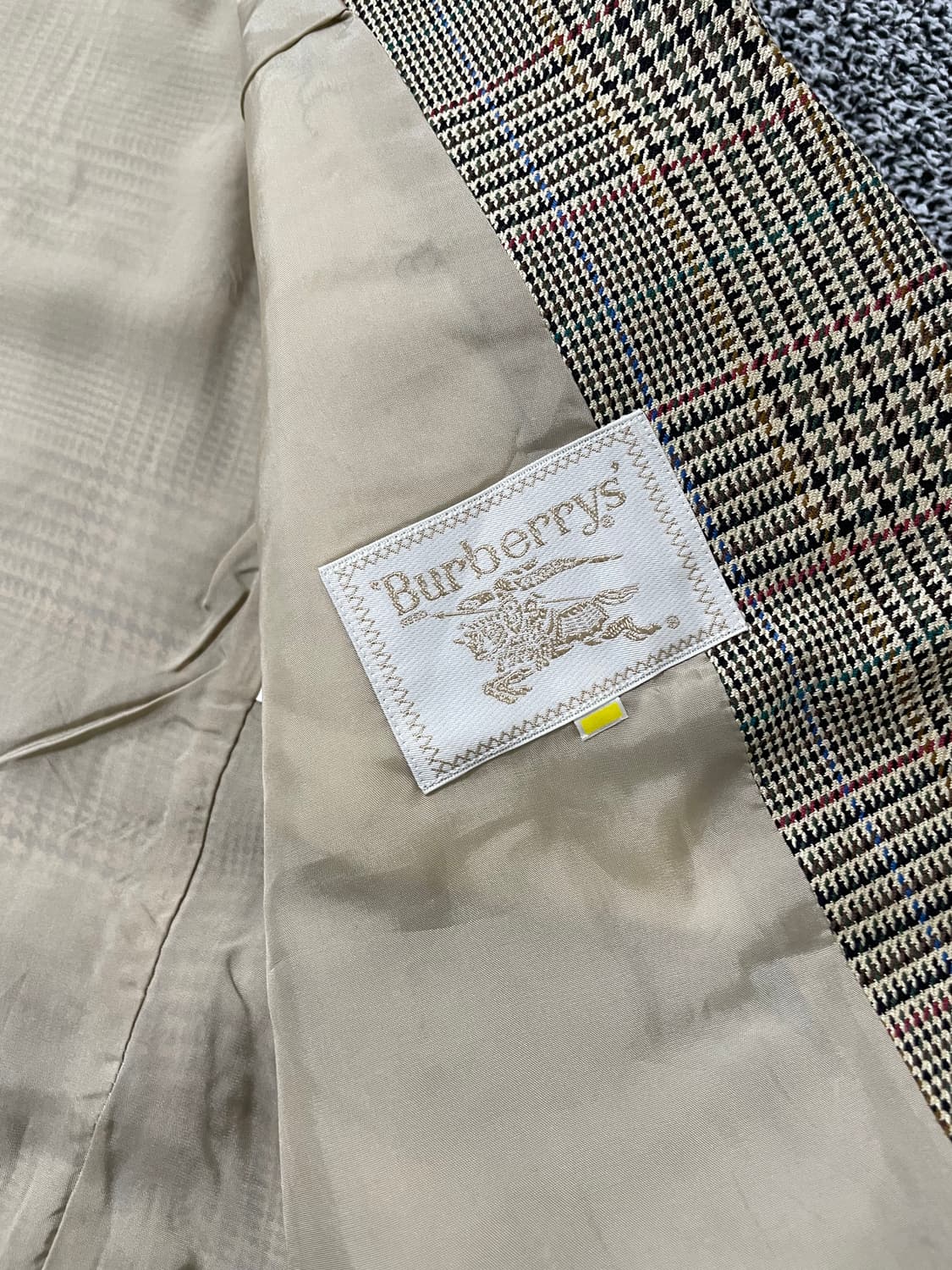 빈티지9. 일본빈티지 버버리 빈티지 트위드 더블 체크 블레이저 자켓 상품이미지2