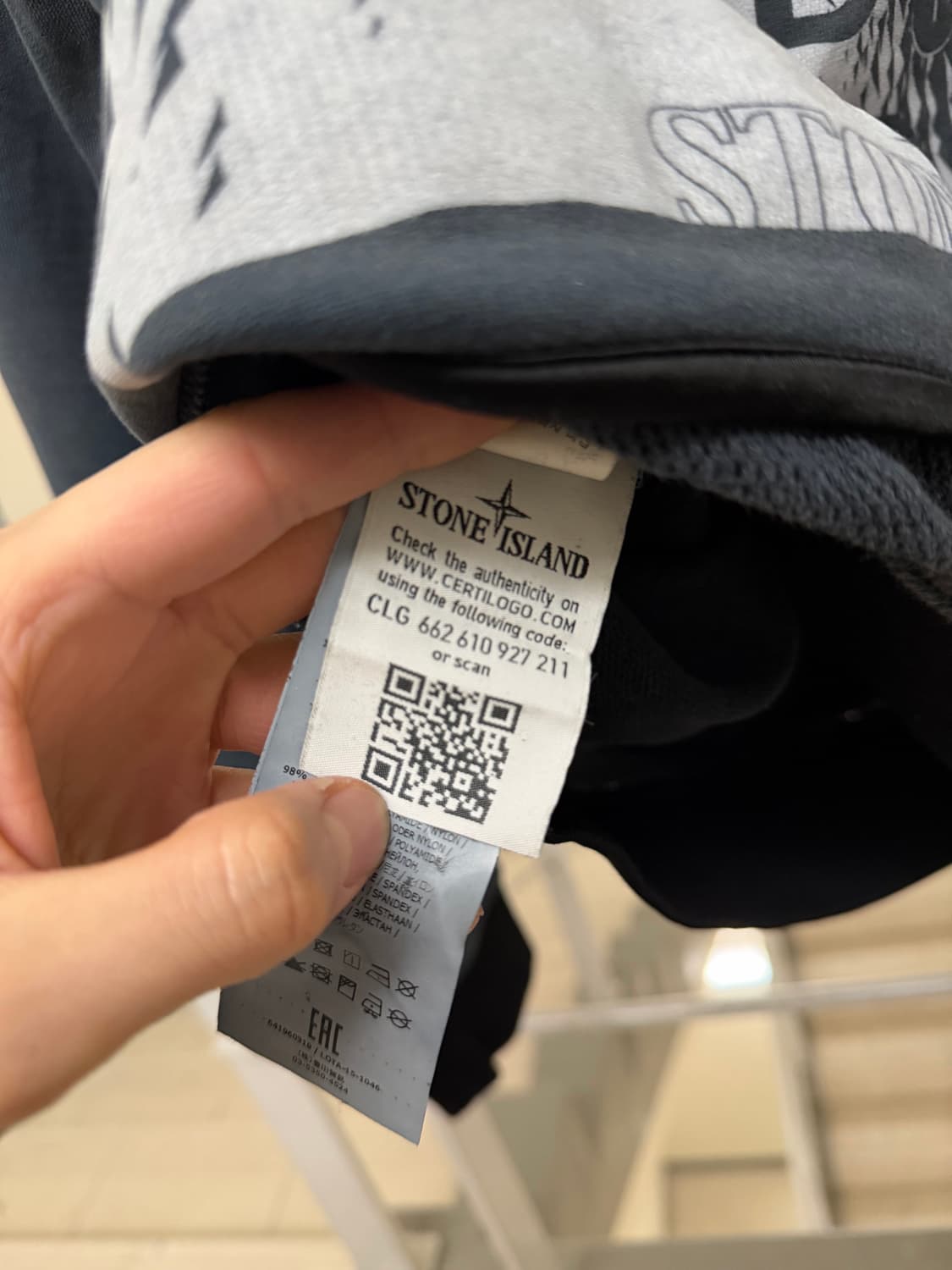 스톤아일랜드 쉐도우 프로젝트 [백화점 구매 정품] 맨투맨 로고 스웻셔츠  상품이미지4