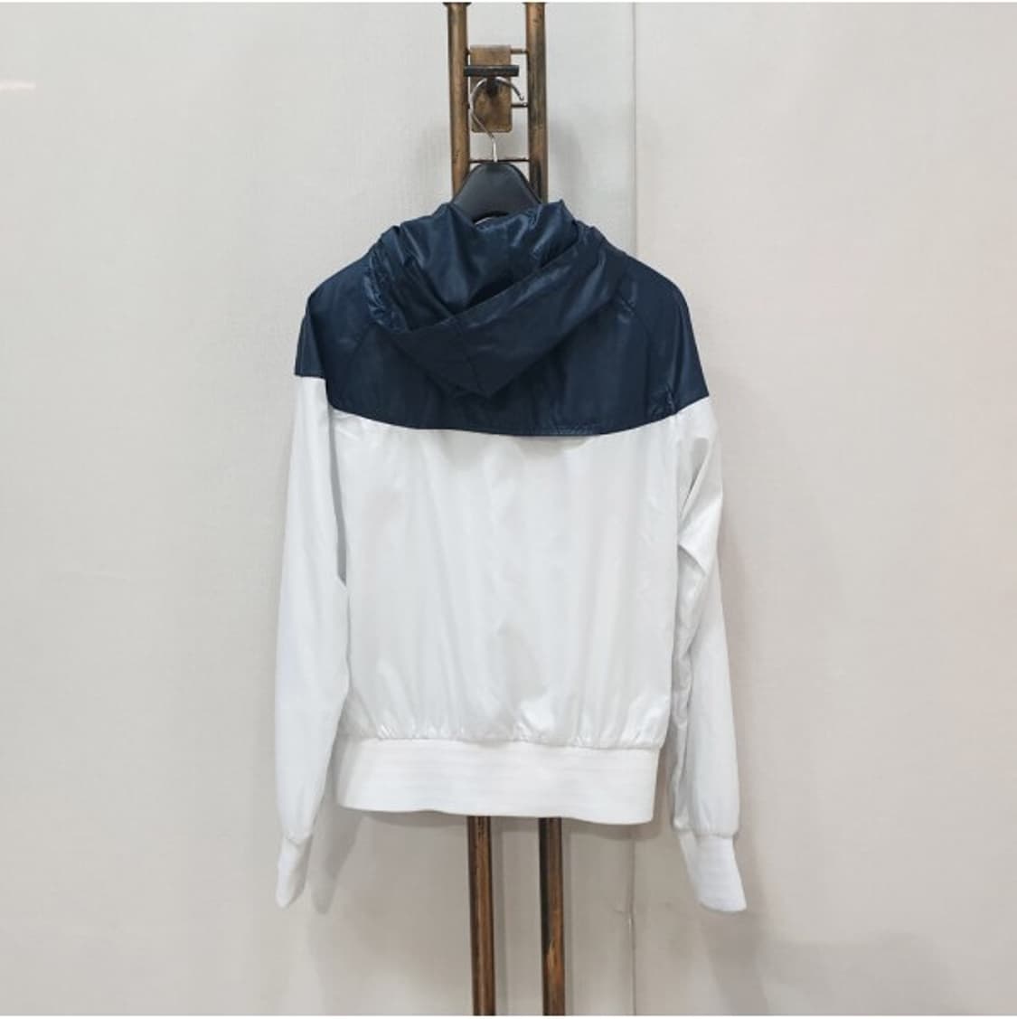 나이키 우먼 후드집업 바람막이 자켓 S 상품이미지2