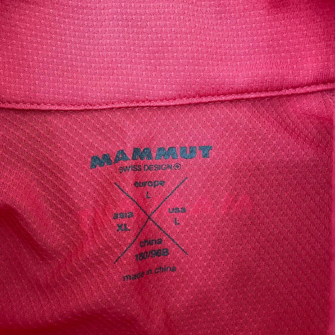 마무트 반집업 반팔티 상품이미지3