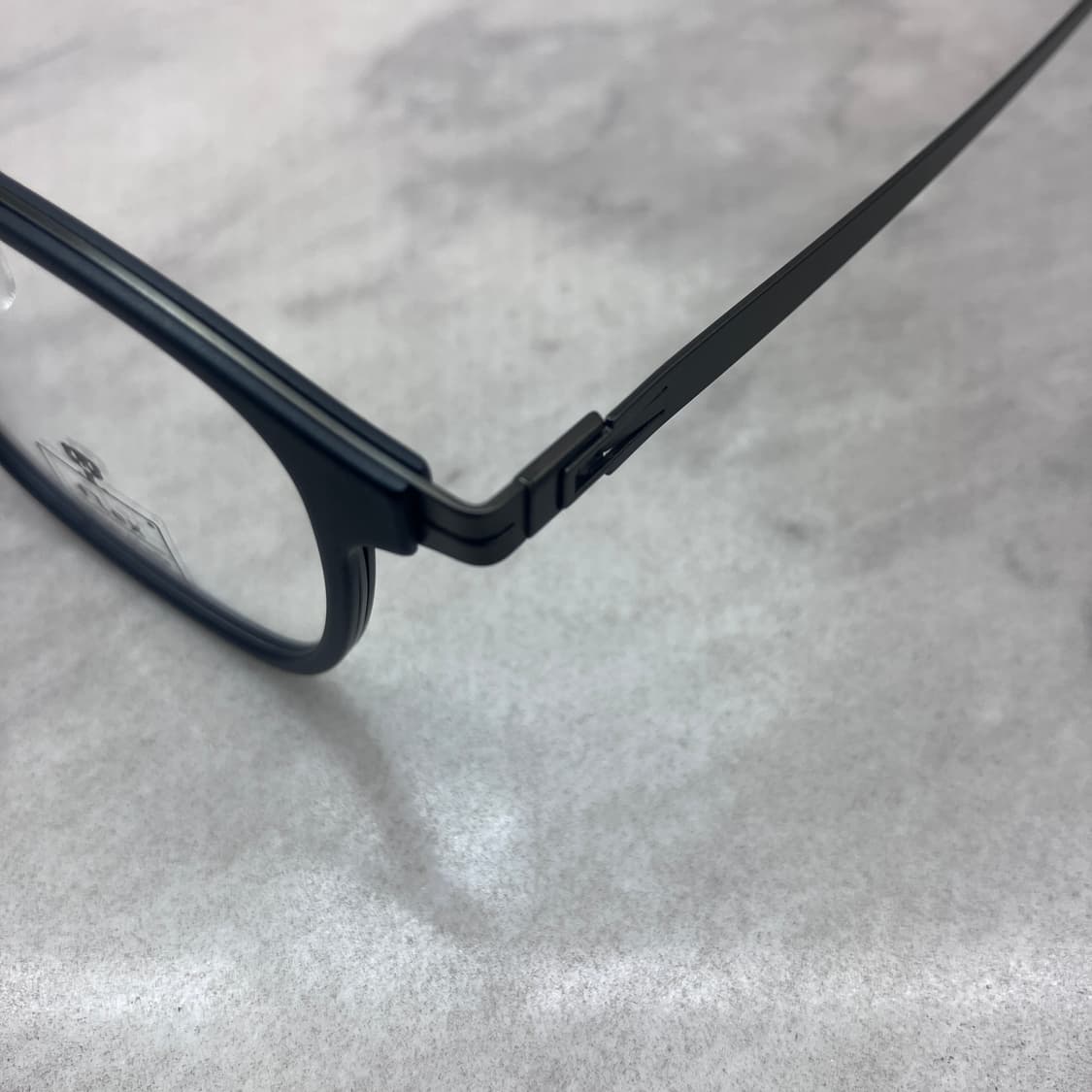 D02 경성 京城 FLEX21 무광 블랙 웰링턴 콤비 뿔테 안경 상품이미지2