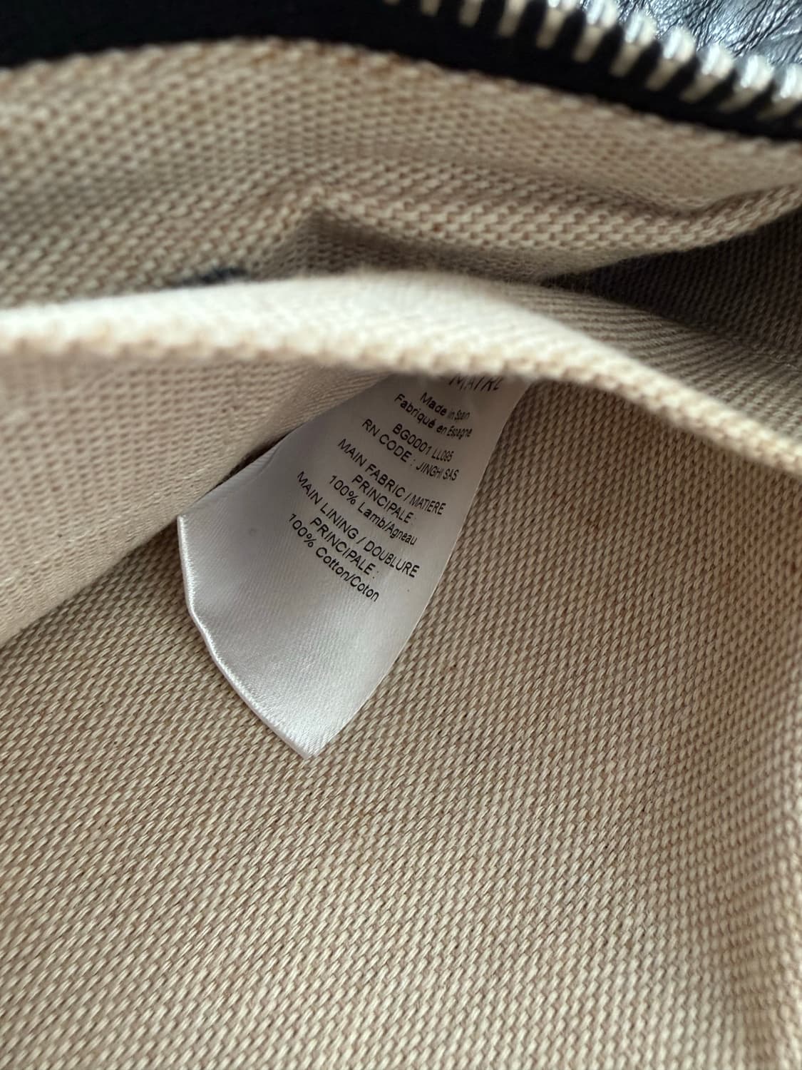 르메르 범백 미디움 소프트나파레더 블랙 상품이미지7