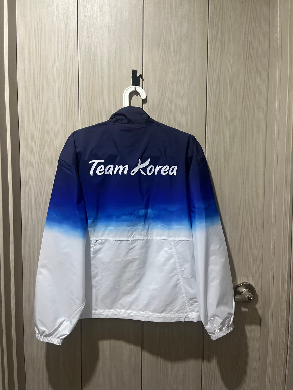 노스페이스 팀코리아 바람막이 상품이미지2