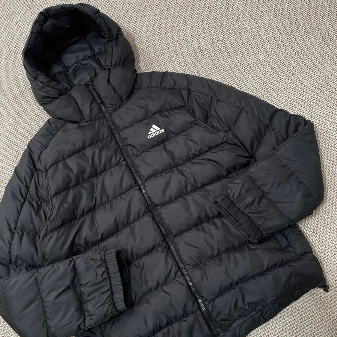 아디다스 후디 경량패딩. 5165 상품이미지2