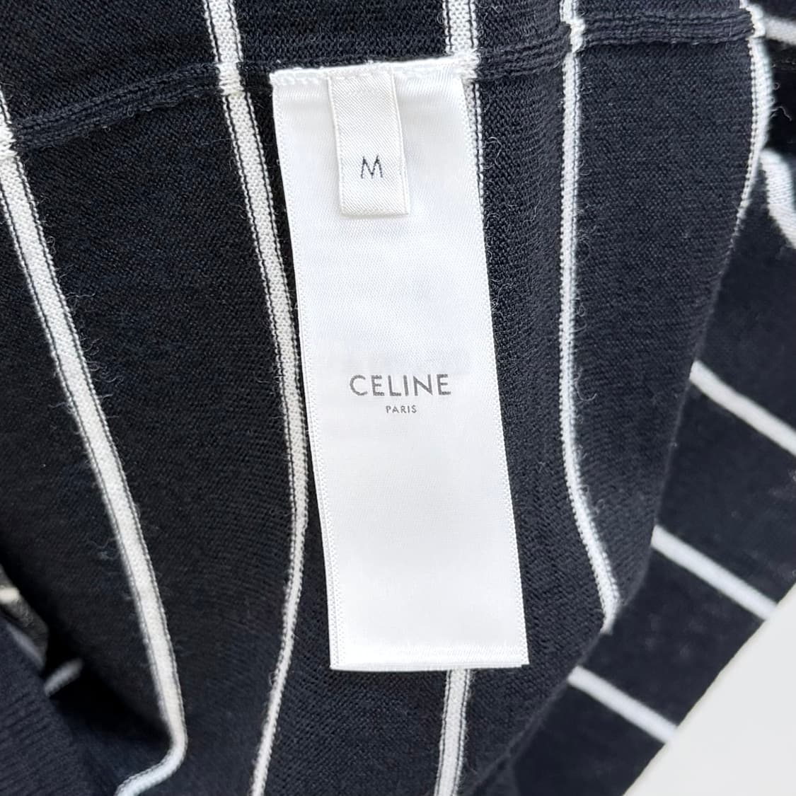 [S+급/M] 셀린느 트리오페 스트라이프 긴팔 카라 니트 블랙 상품이미지7