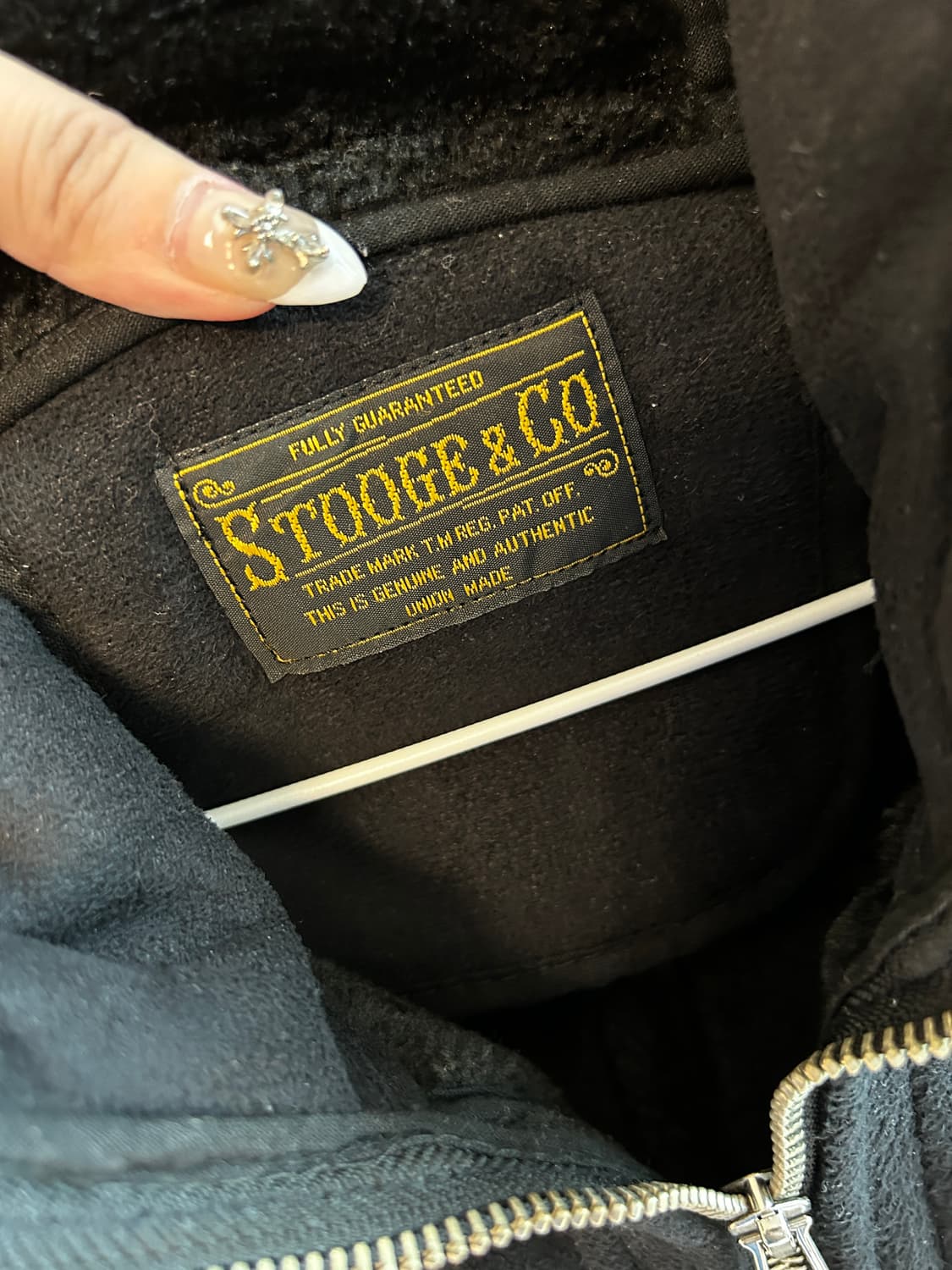 STooGe & CO 스투지앤코 안감 누빔 무스탕 상품이미지4