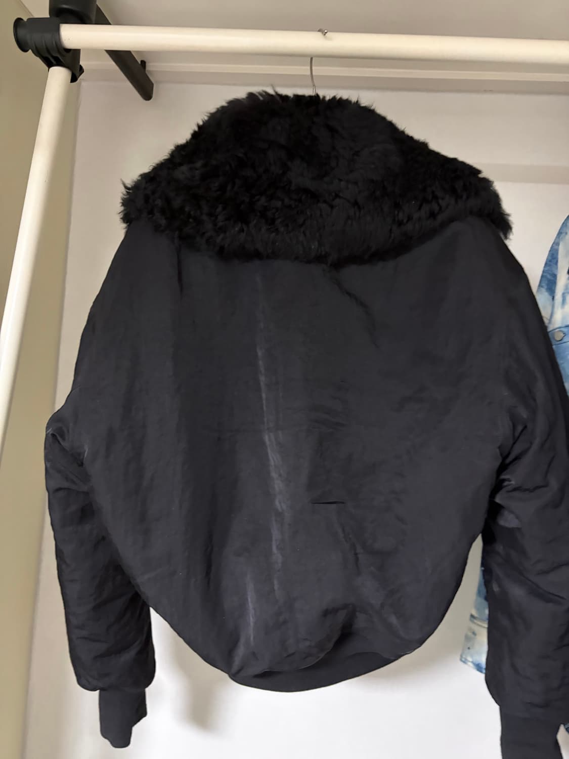 (L) 에크하우스 라타 시어링 퍼 봄버 상품이미지5