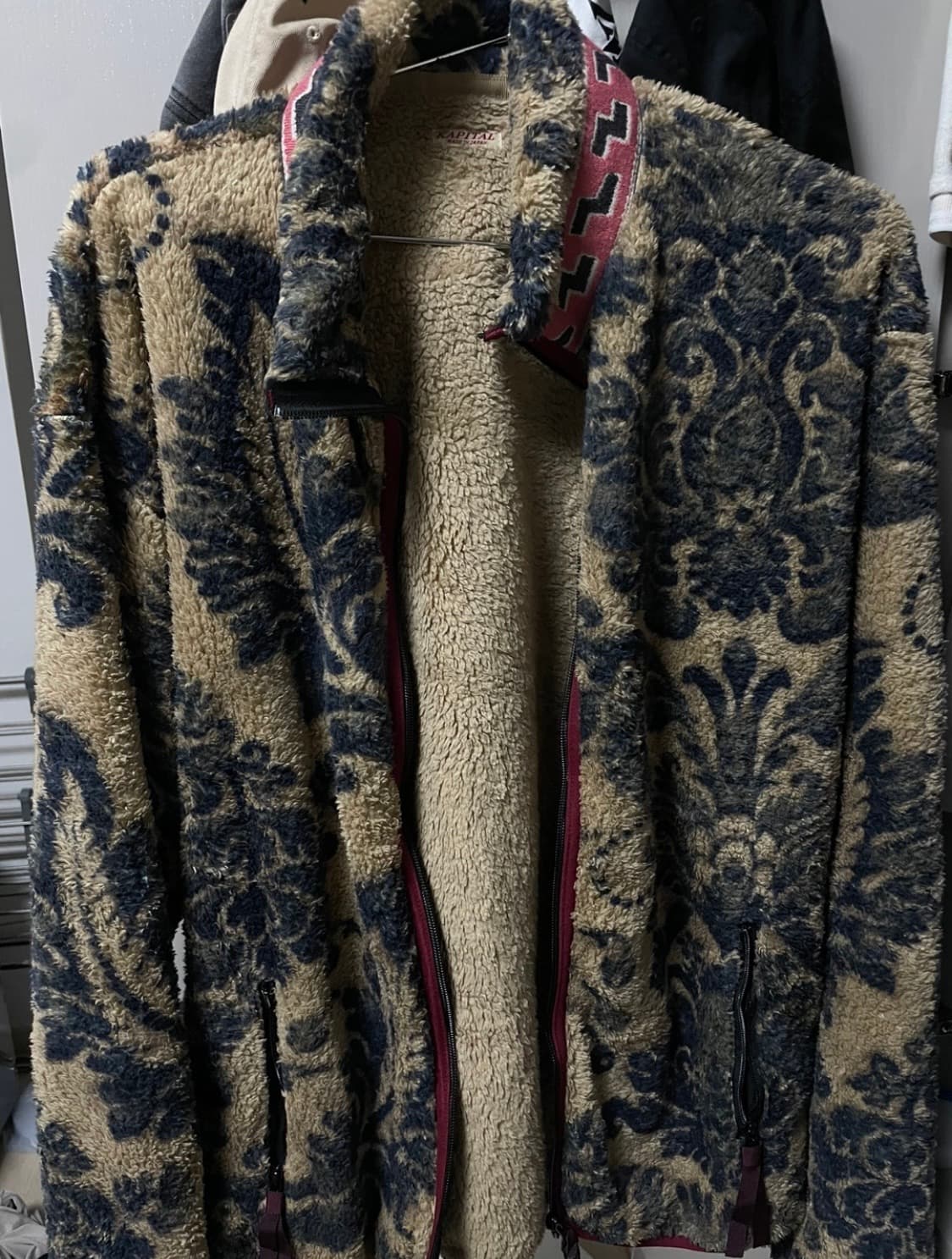 캐피탈 마리아 후리스 5사이즈 팝니다 상품이미지1