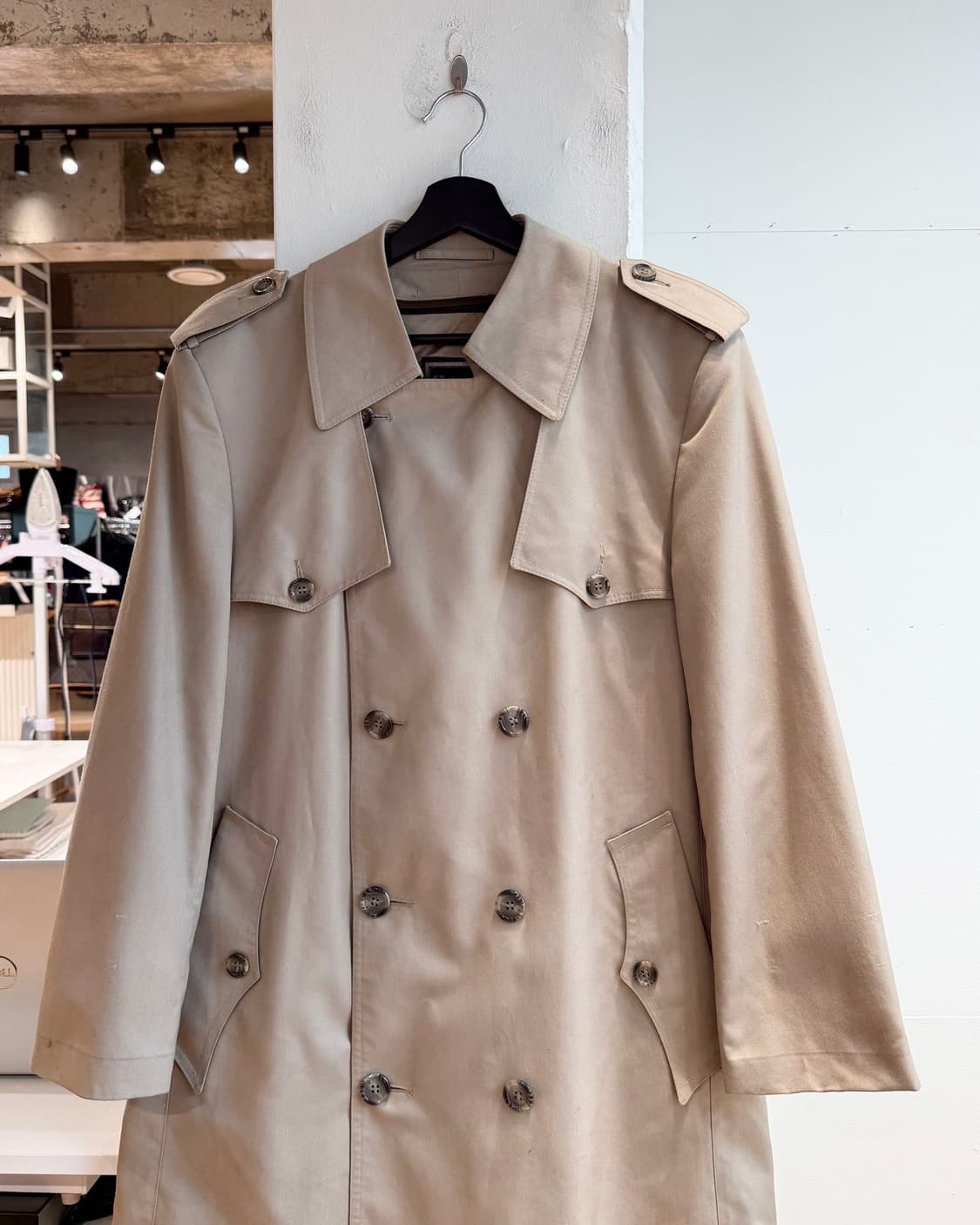 크리스찬 디올 몬슈어 베이지 더블 브레스티드 트렌치 코트  상품이미지3
