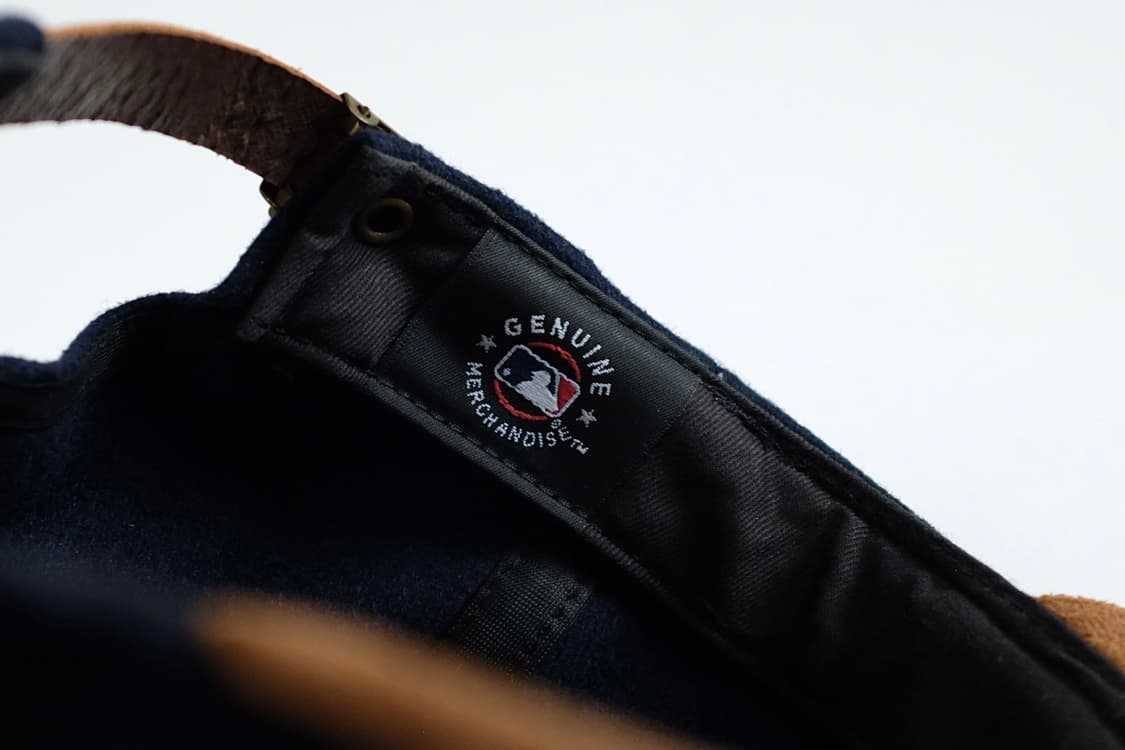 에임레온도르 x 뉴욕 양키즈 울 스웨이드 투톤 모자 상품이미지9