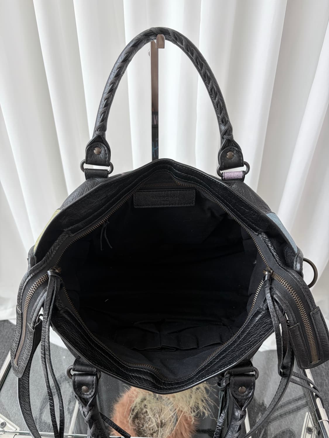 발렌시아가 그래피티 시티 모터백 블객 상품이미지6