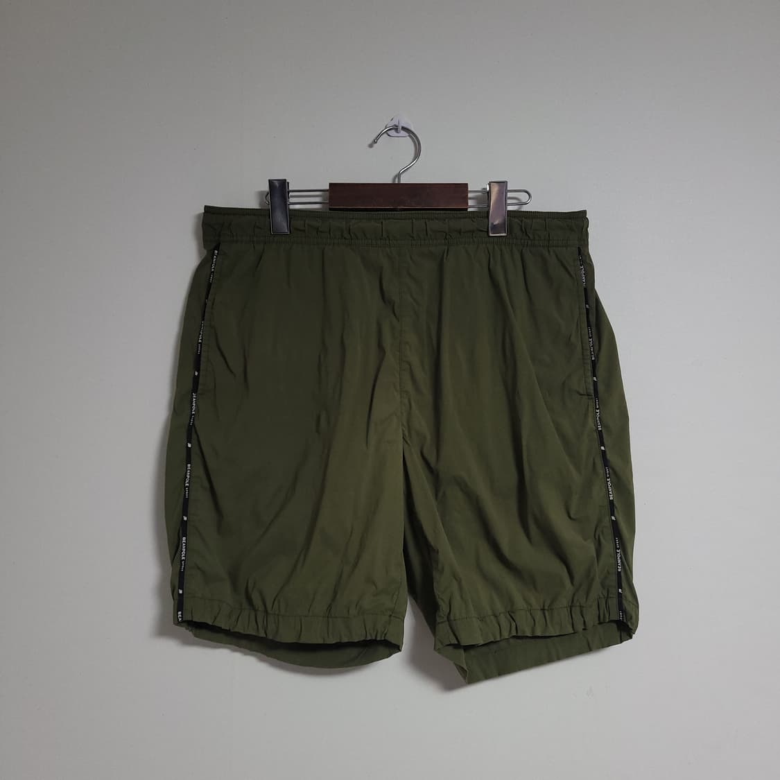 (36) BEANPOLE 빈폴 스포츠 카키색 기능성 반바지 상품이미지1