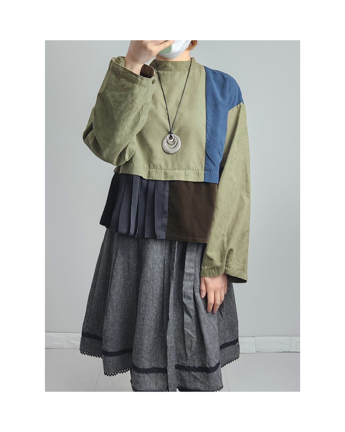 레이어드 플리츠 블라우스 상품이미지1