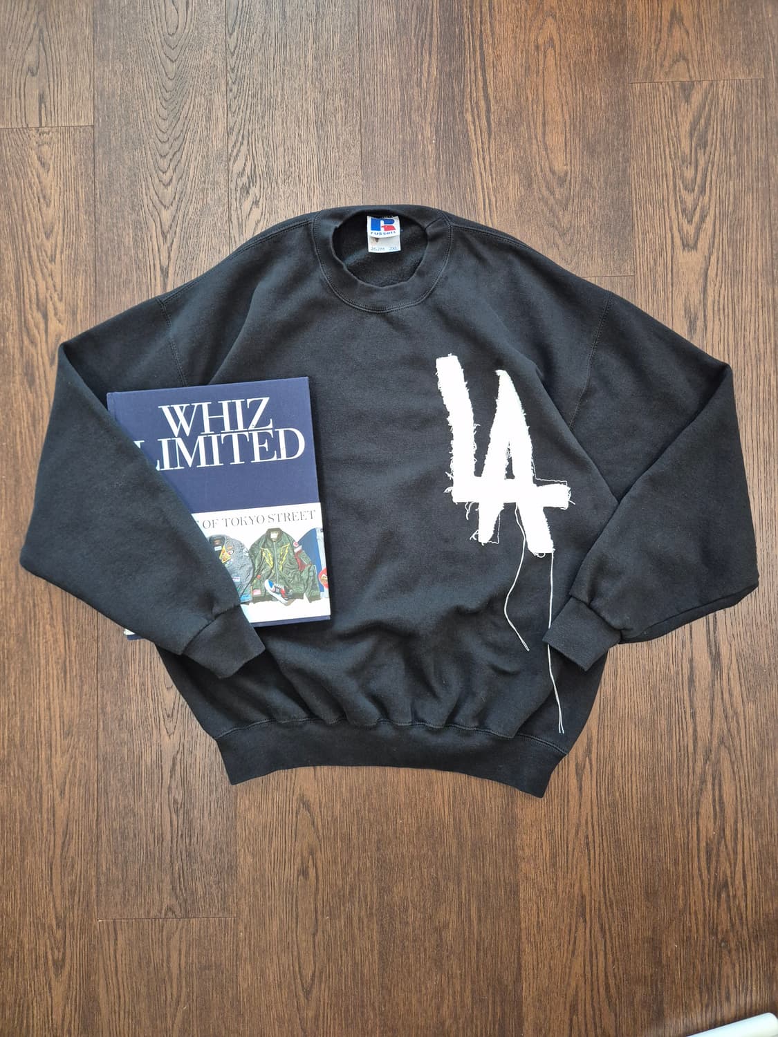 RUSSELL NY Appliquer Sweat(Black) 상품이미지1