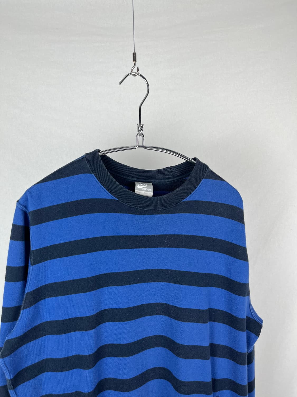 Nike 스트라이프 스웻셔츠 상품이미지2