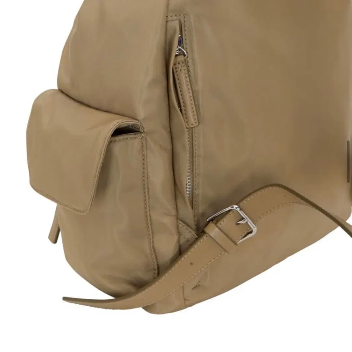 분크 헤이 더블 포켓 백팩 미듐 베이지 상품이미지5