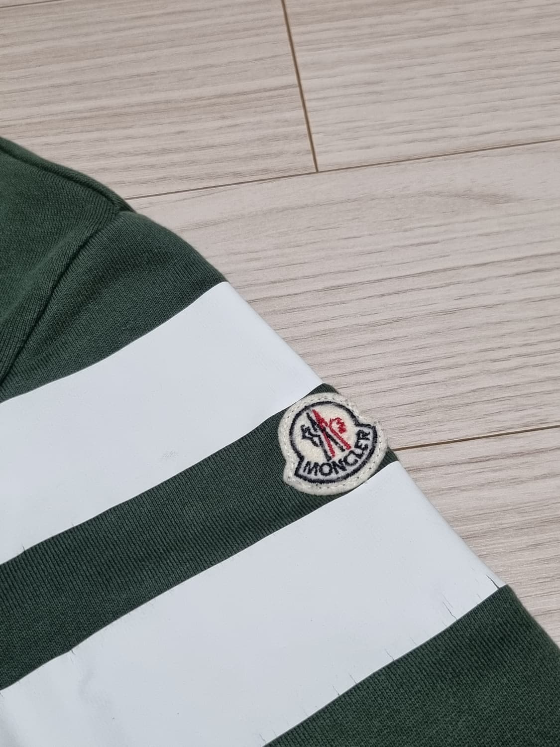 몽클레어 맨투맨 상품이미지5