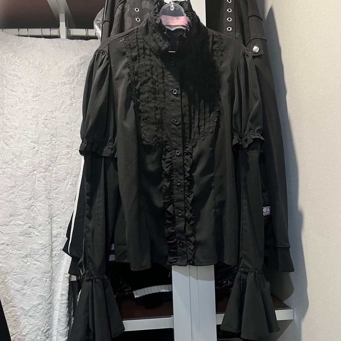 bodyline 바디라인 고딕 블라우스 고스펑크 공겜여주 고스로리 상품이미지1