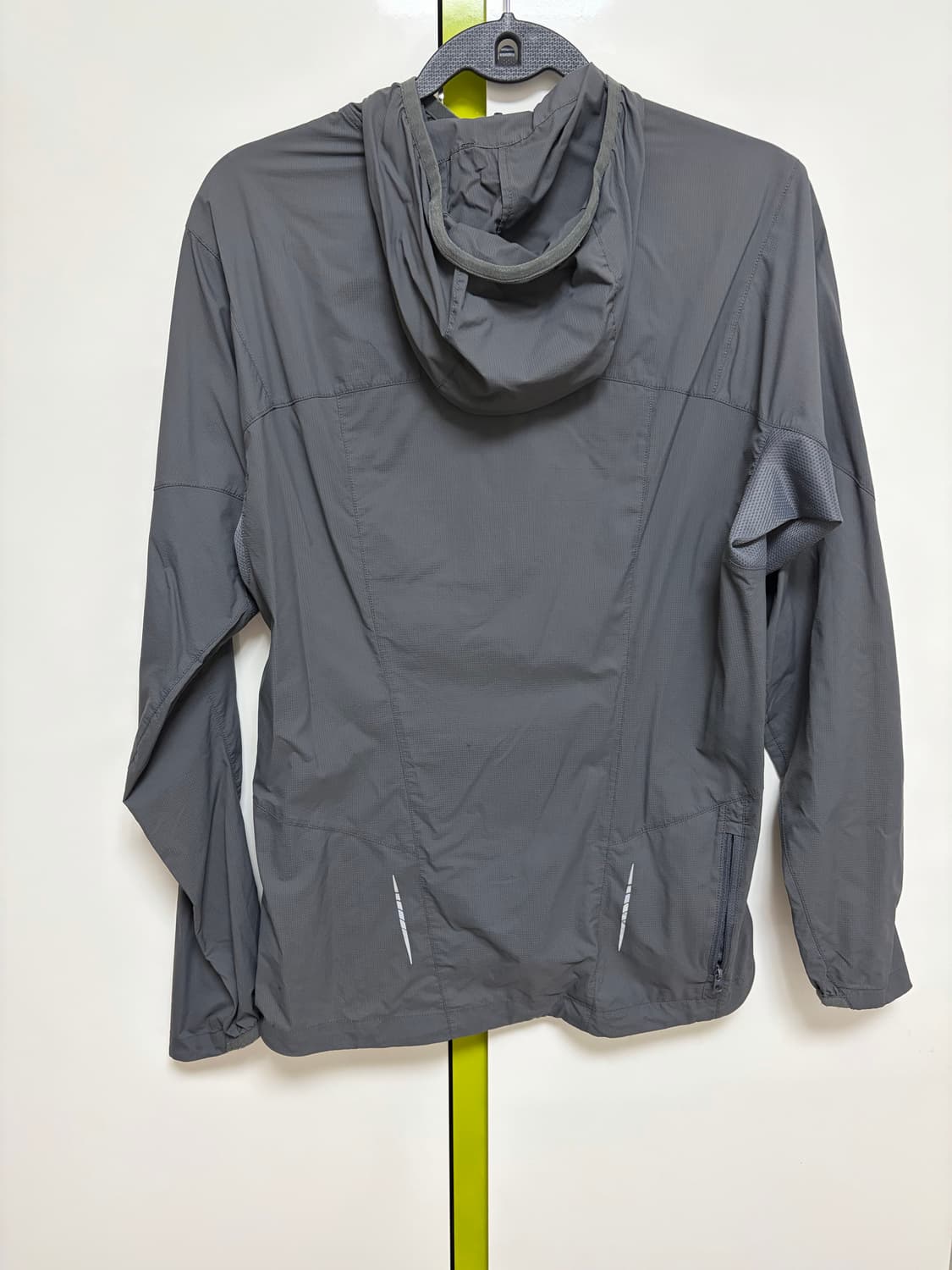 ARCTERYX WINDBREAKER 상품이미지2