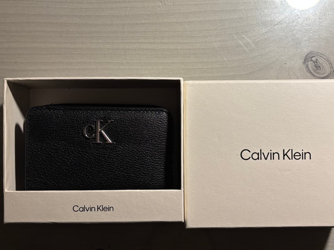 CKJ 미니멀 모노그램 카드지갑 상품이미지3