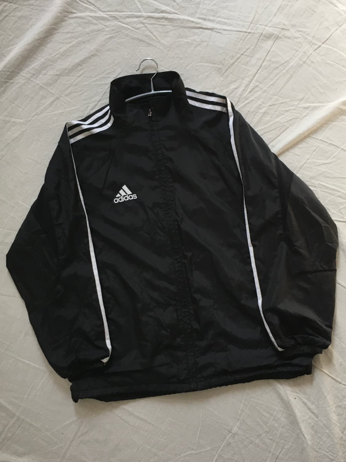 아디다스 사이드 삼선 바람막이 상품이미지3
