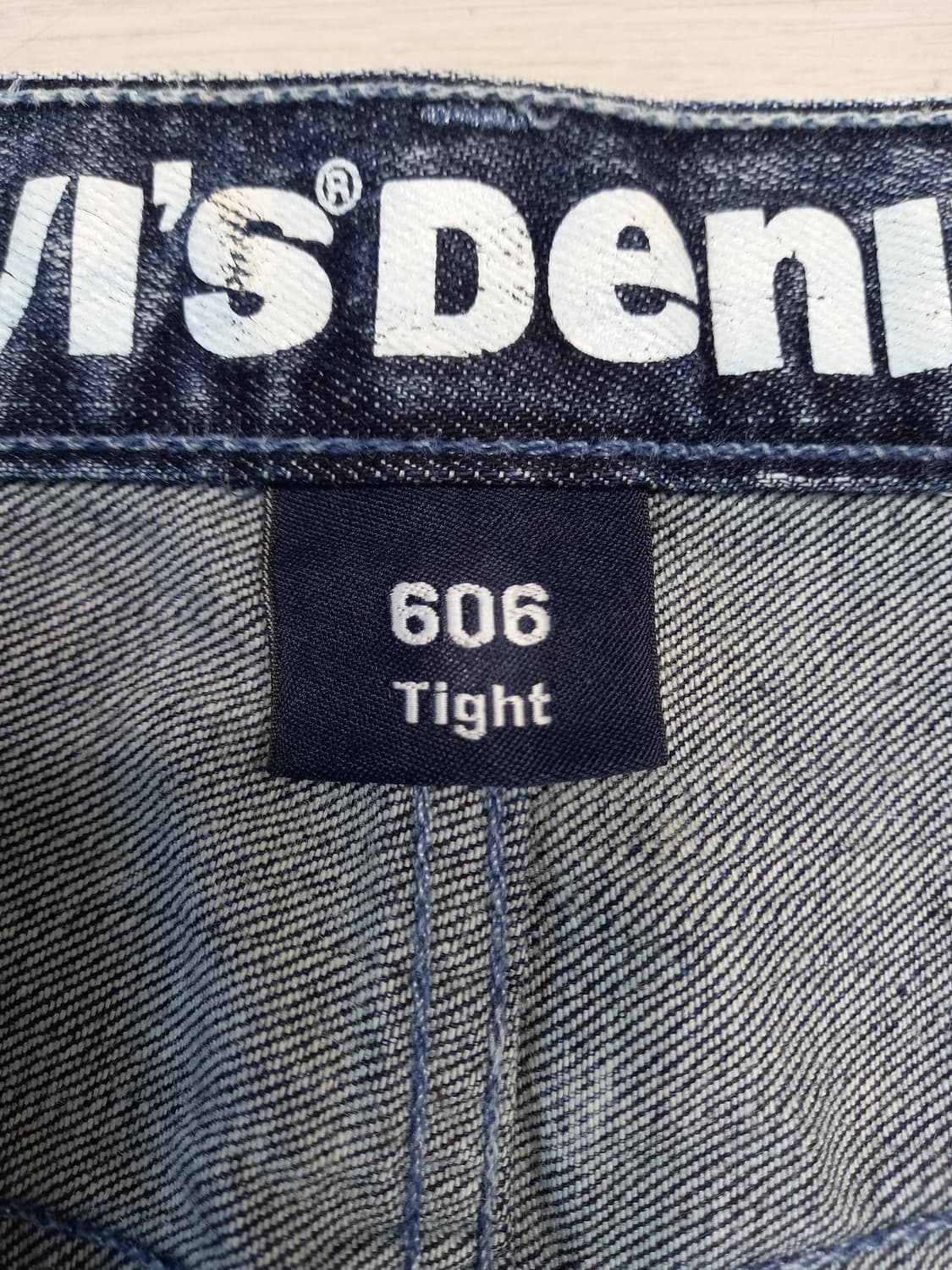 32 리바이스606 Tight 워싱 스판 슬림일자진 32-397 상품이미지8