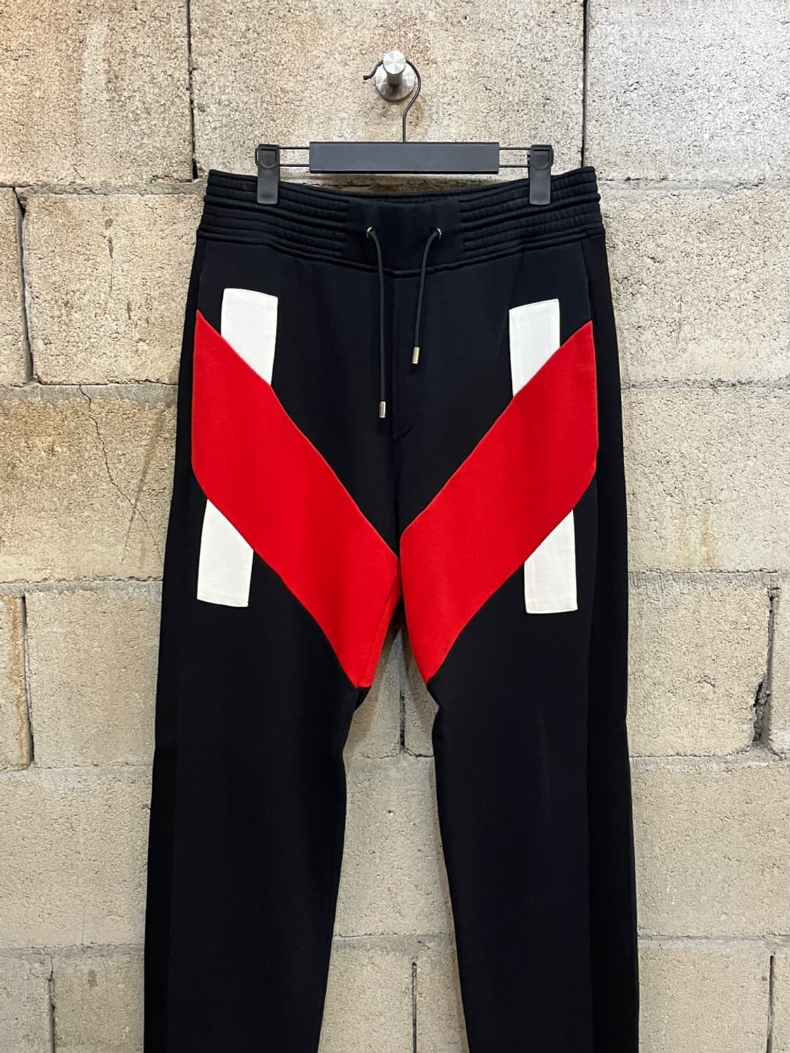 지방시 브이컷 트랙 팬츠 상품이미지2