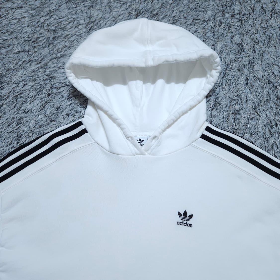 아디다스) XS 여자 크롭 후드티셔츠 / 왕눈이샵 상품이미지3