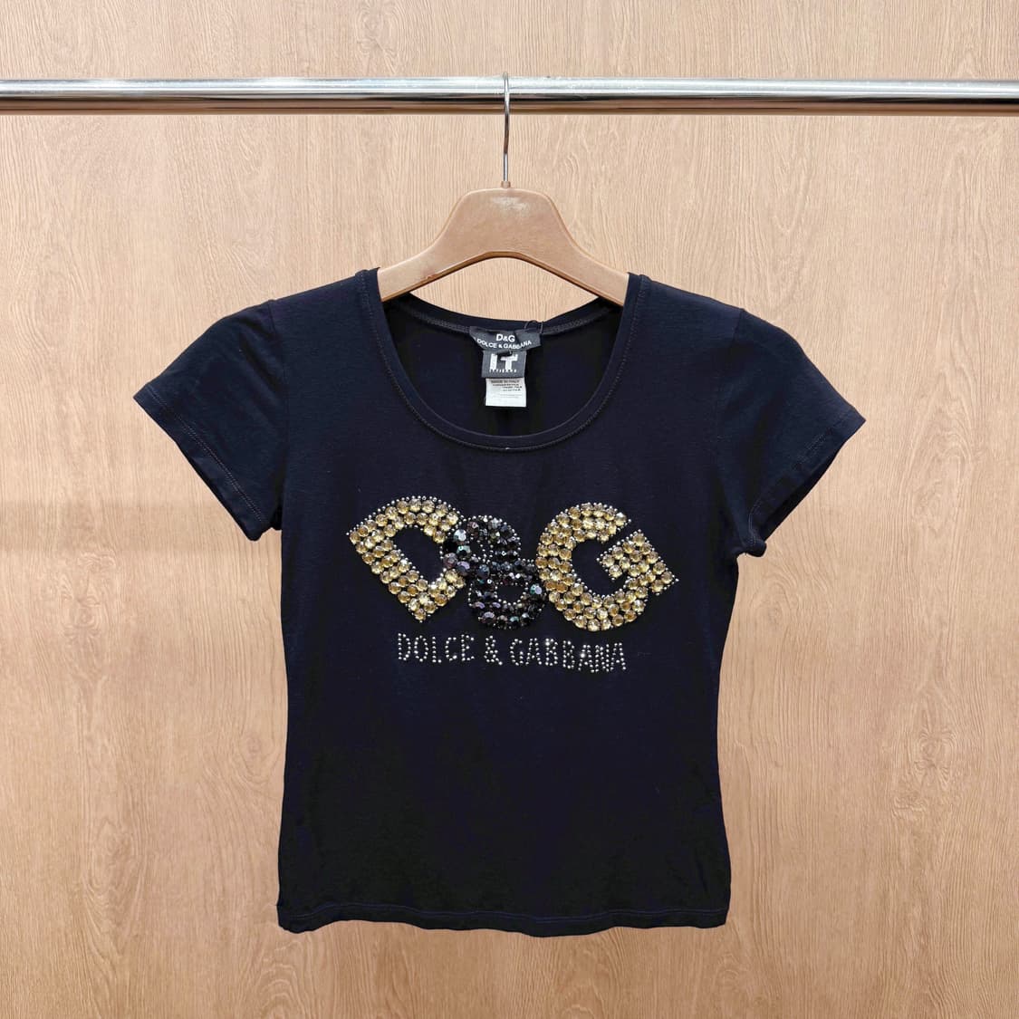 돌체앤가바나 D&G 스톤 로고 장식 크롭 반팔 티셔츠 블랙 상품이미지2