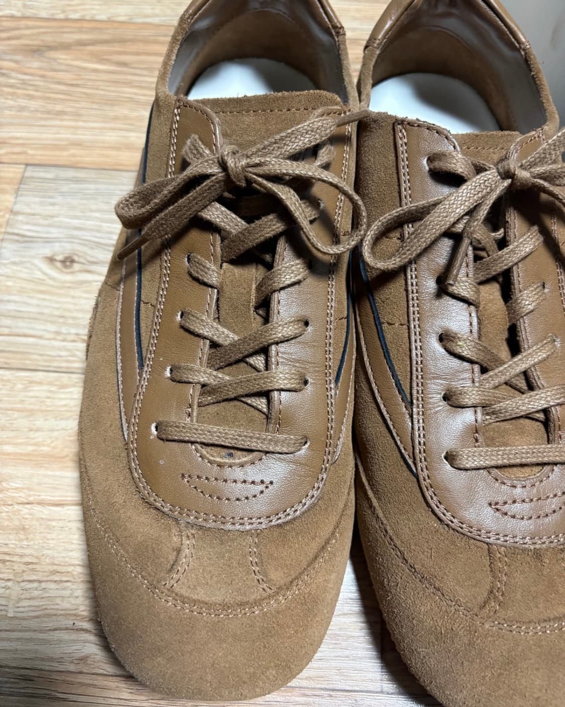 코스 미니멀 스니커즈 모카 42사이즈 상품이미지2