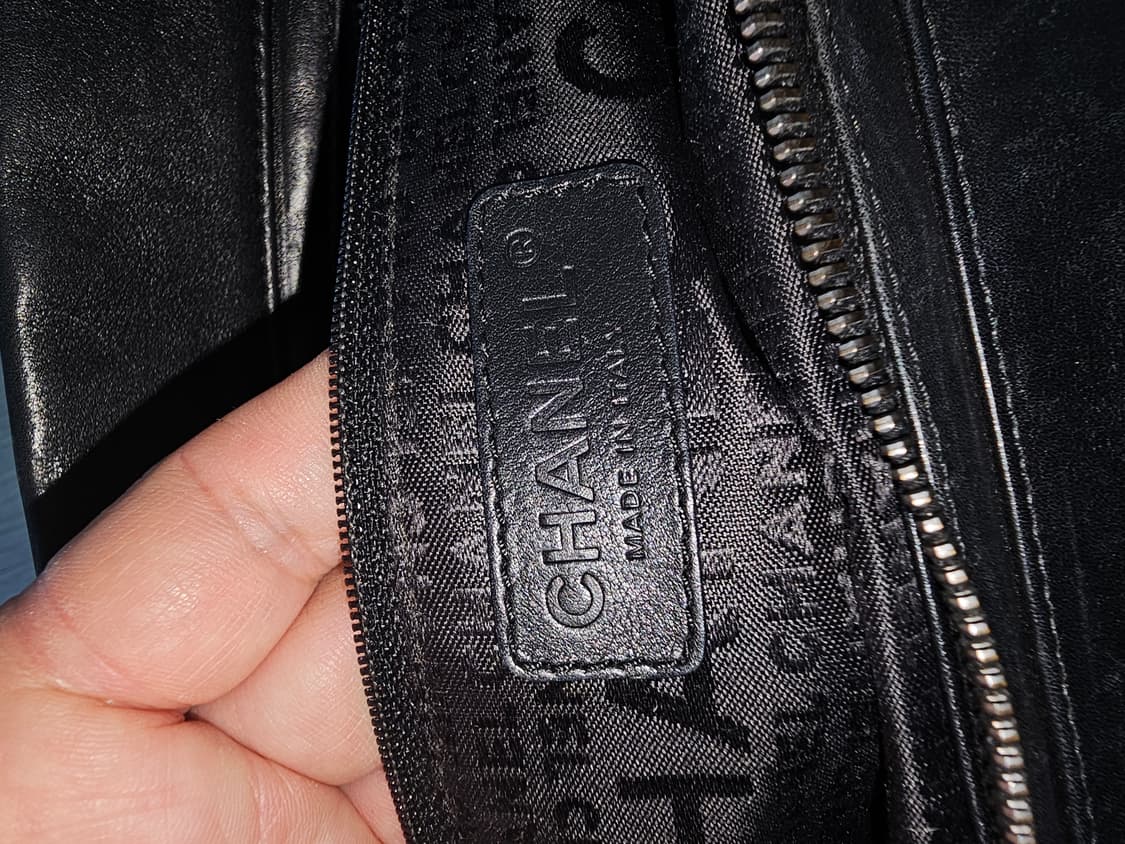샤넬 블랙 램스킨 레더 숄더백 상품이미지7
