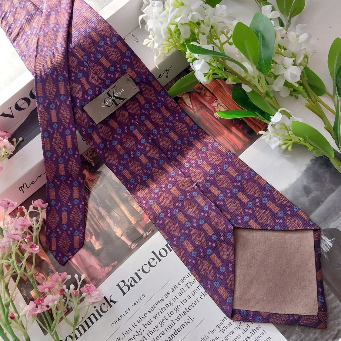 캘빈 클라인 실크 퍼플 기하 패턴 넥타이 9.8cm A+등급 K1882
 상품이미지5