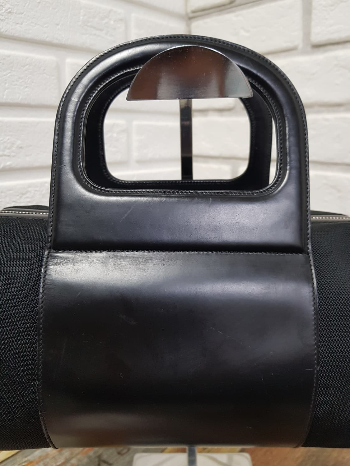 [정품] 페라가모 미니토트백 블랙 상품이미지4