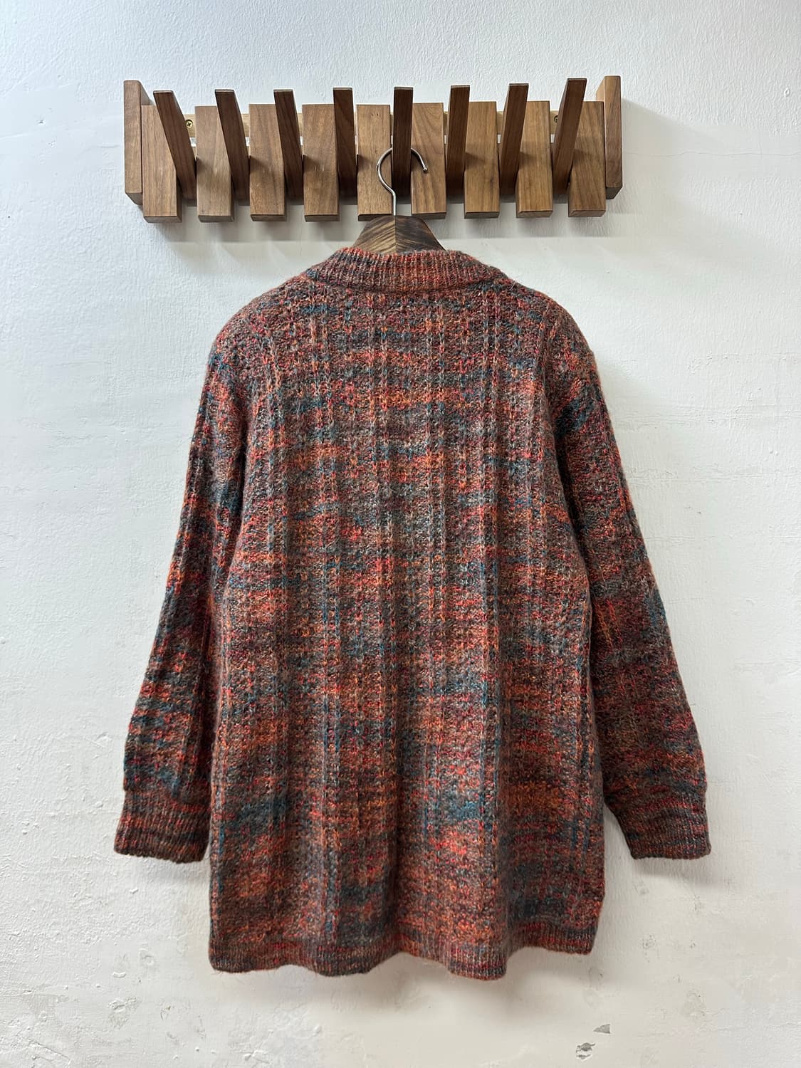 일본빈티지 울 블랜드 혼방 잔체크 패턴 골드 버튼 디테일 스웨터 상품이미지6