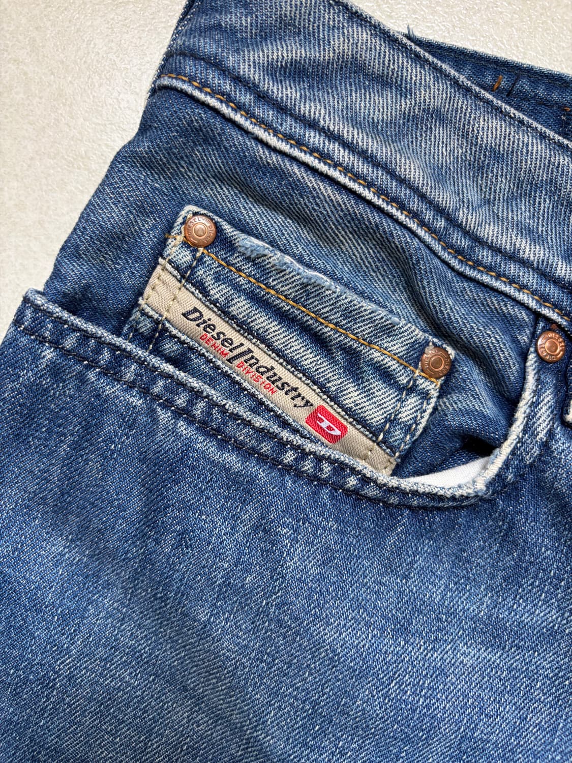 디젤 자탄 플레어 데님 상품이미지3