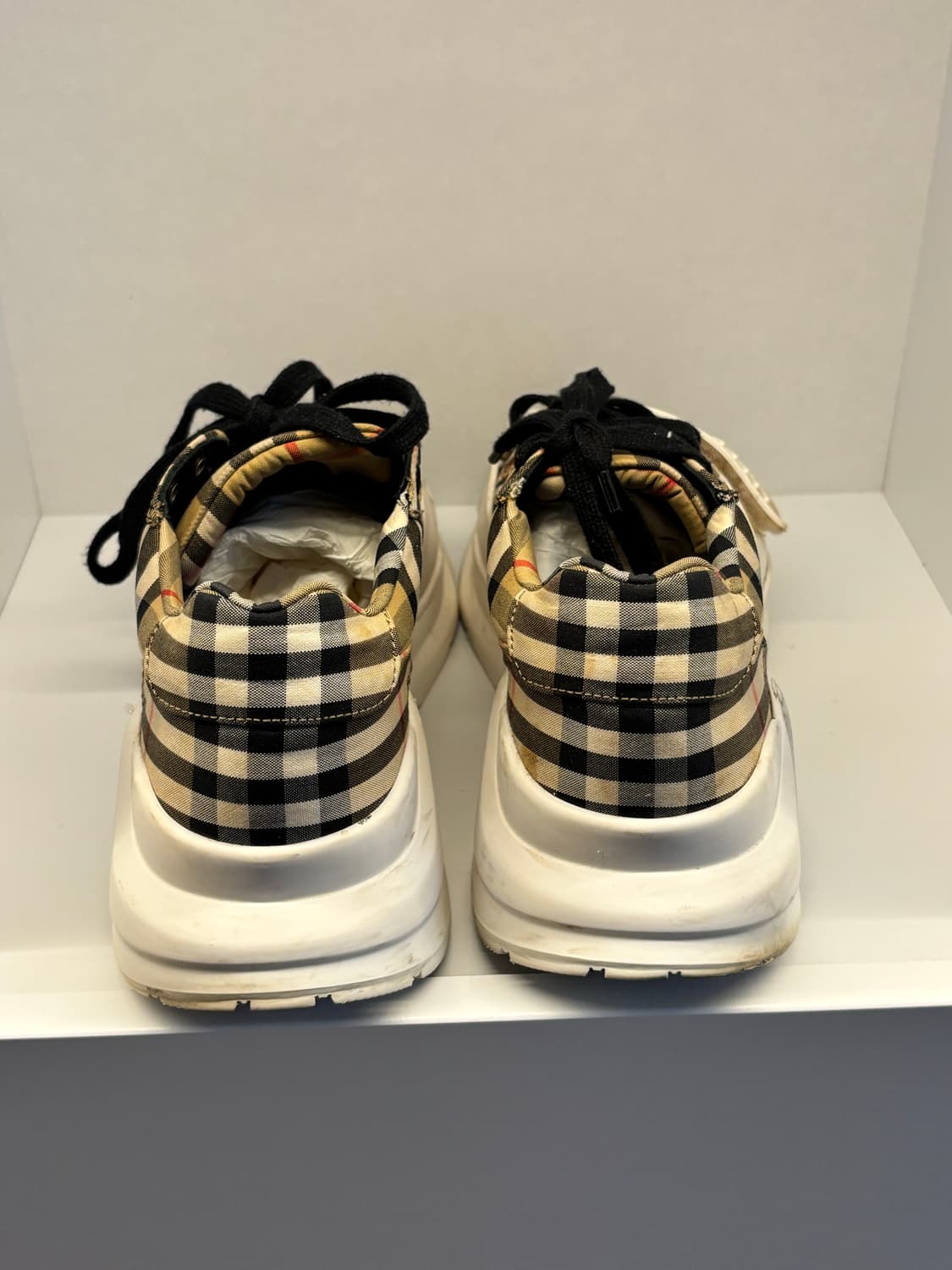 버버리 벨크로 스키커즈 상품이미지4