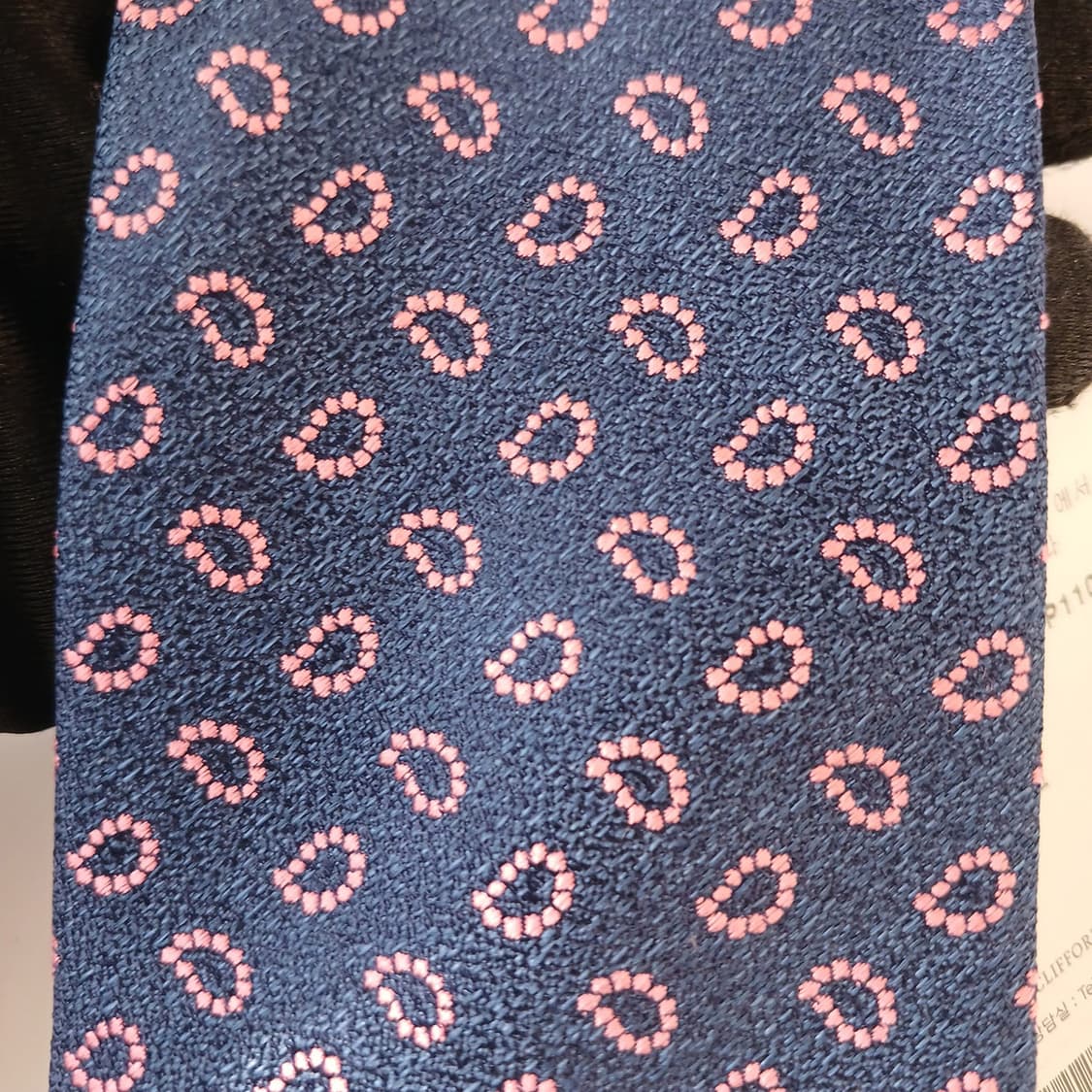 카운테스 마라 실크 네이비 패턴 넥타이 8.3cm 새제품 A18933
 상품이미지6