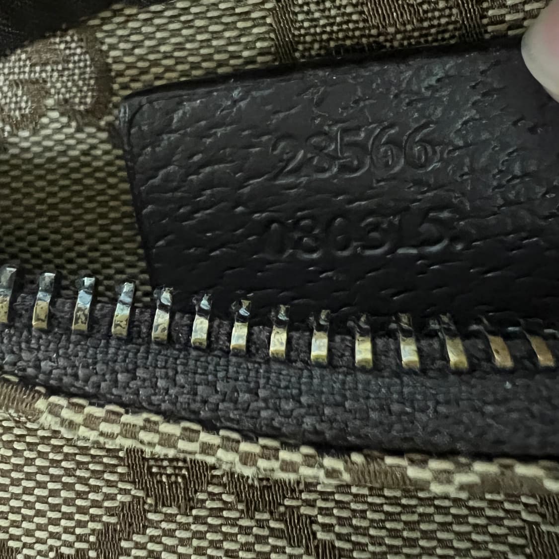 구찌 GG패턴 모노그램 자가드 힙색 벨트백 상품이미지8