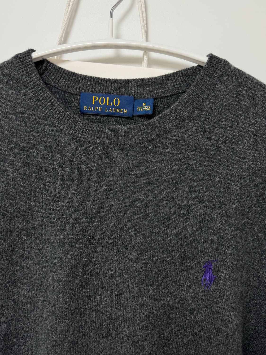 폴로 랄프로렌 메리노 울 니트 M (차콜/보라색 포니) 상품이미지1