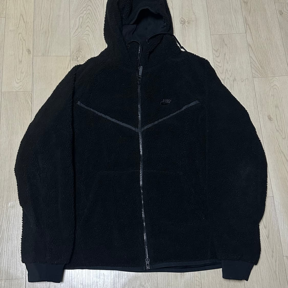 나이키 블랙 로고 후리스 후드집업 상품이미지1