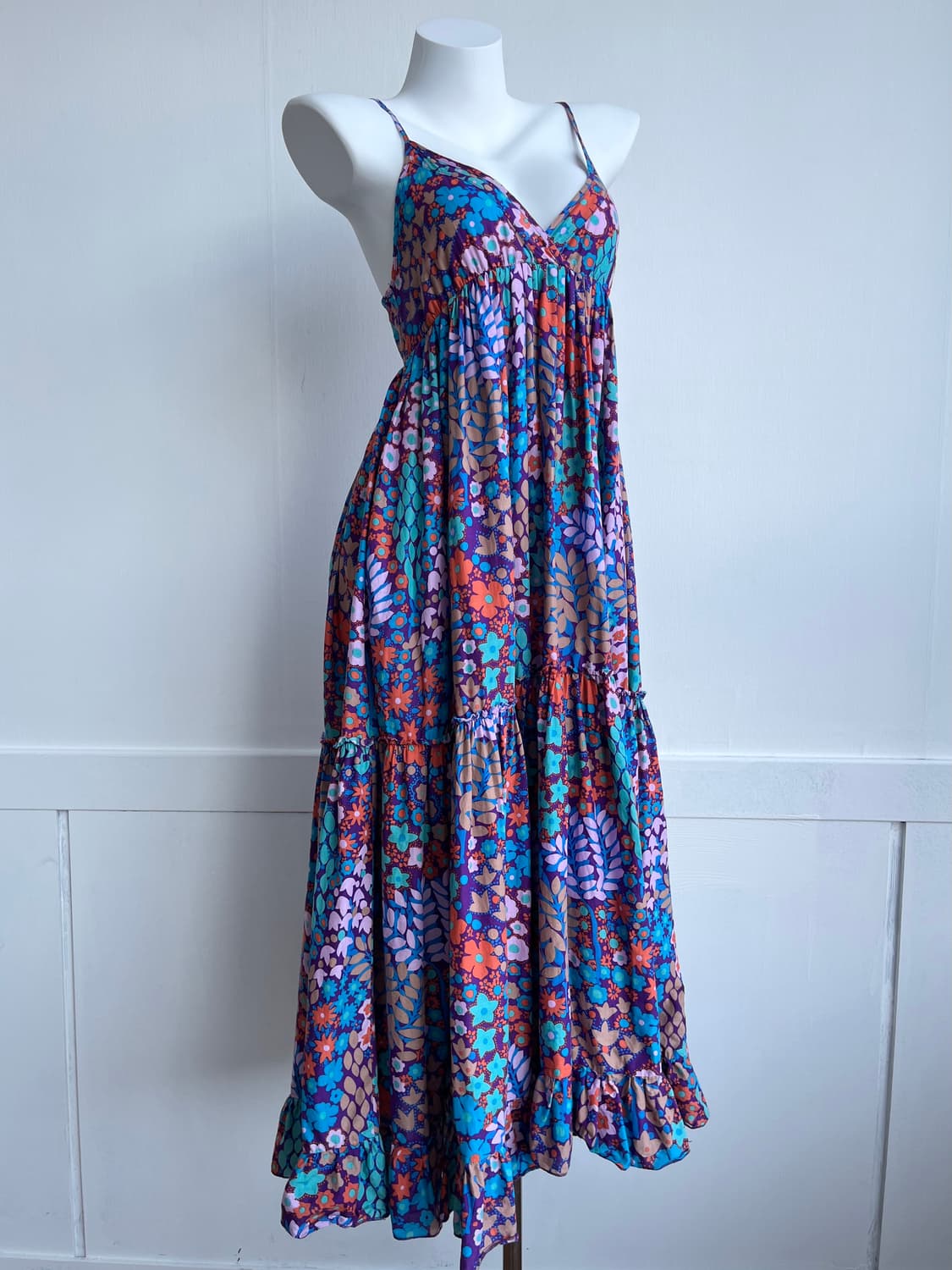 Akualani 바이올렛 플로럴 롱 원피스 상품이미지1