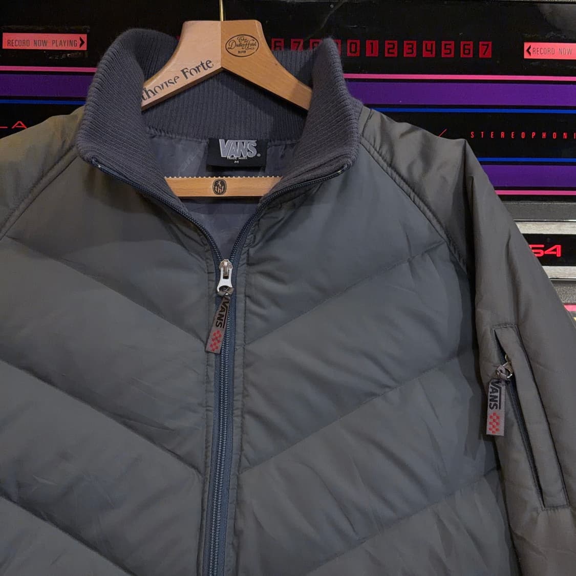 반스 90s 다운 자켓 상품이미지5